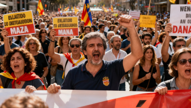 Manifestación en València contra Mazón Miles de Valencianos Exigen Dimisión en el Aniversario de la Dana